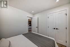 128 Cantrell Place SW Calgary