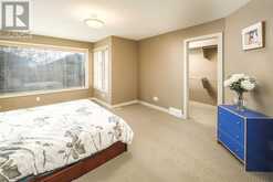 109 Everglade Circle SW Calgary