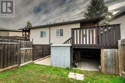 138 Oaktree Lane SW Calgary