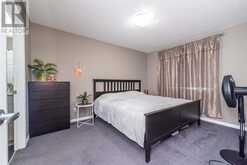 1152 140 Avenue NW Calgary