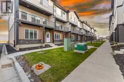 125 CORNER MEADOWS Square NE Calgary