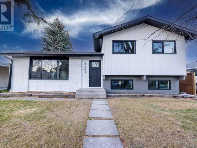 7447 huntertown Crescent NW Calgary