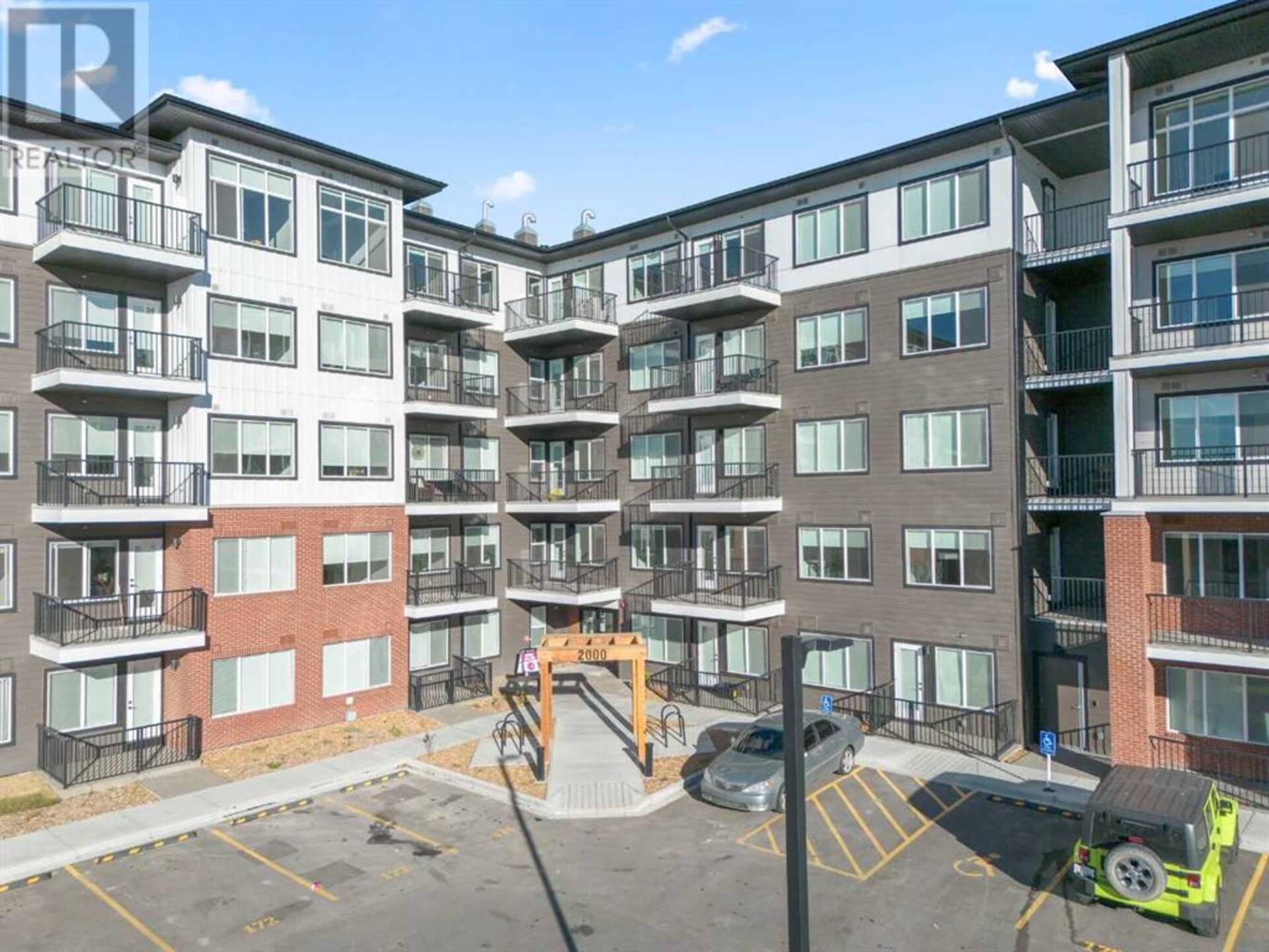 2418, 395 Skyview Parkway NE Calgary