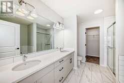 246 Hotchkiss Manor SE Calgary