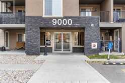 9211, 403 Mackenzie Way Airdrie