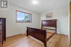 5728 Layzell Road SW Calgary