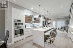 2, 2605 15 Street SW Calgary