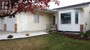 5411 Silverthorn Road Olds