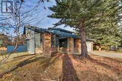 64 Oakmount Way SW Calgary