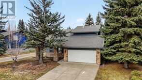 64 Oakmount Way SW Calgary