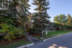 9, 122 Village Heights SW Calgary