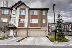 140 Copperpond Villas SE Calgary