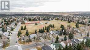 16 Woodmont Green SW Calgary