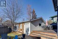 80 Woodglen Close SW Calgary