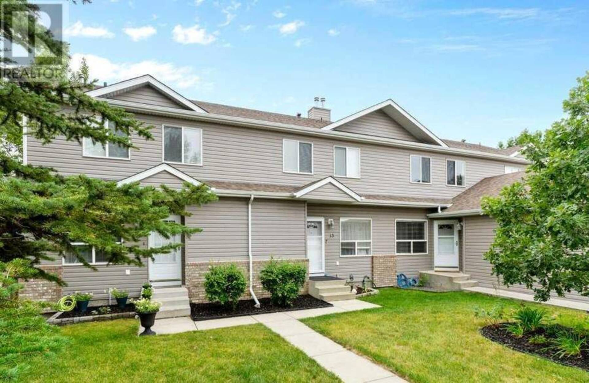 15, 900 Allen Street SE Airdrie