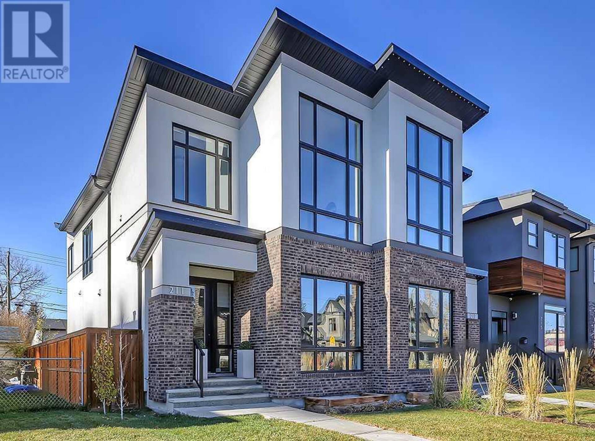 211 18 Street NW Calgary