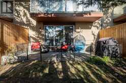 441, 1305 Glenmore Trail SW Calgary