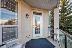 201, 3412 Parkdale Boulevard NW Calgary