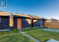 92 Carringvue Way NW Calgary