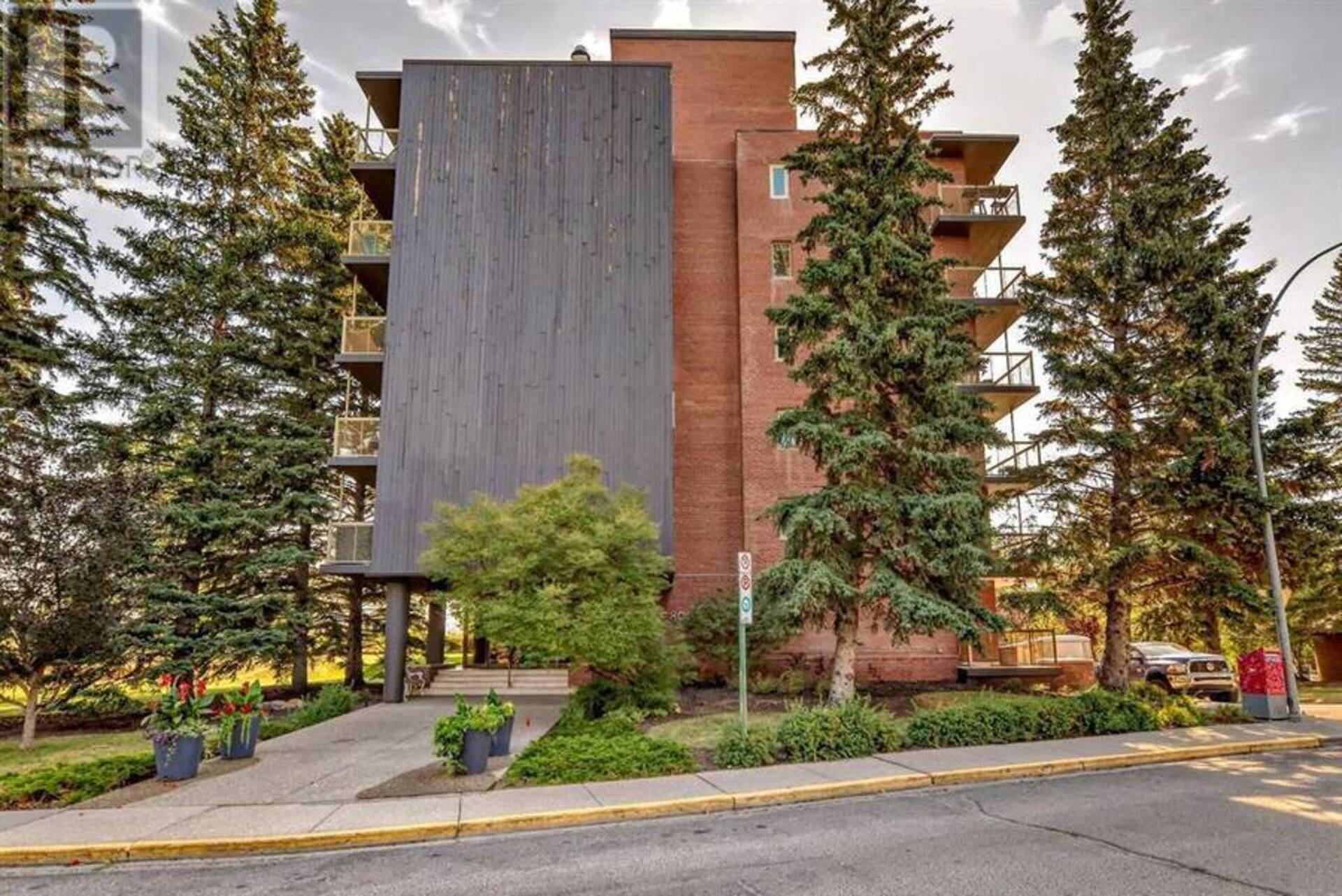 202, 3316 Rideau Place SW Calgary