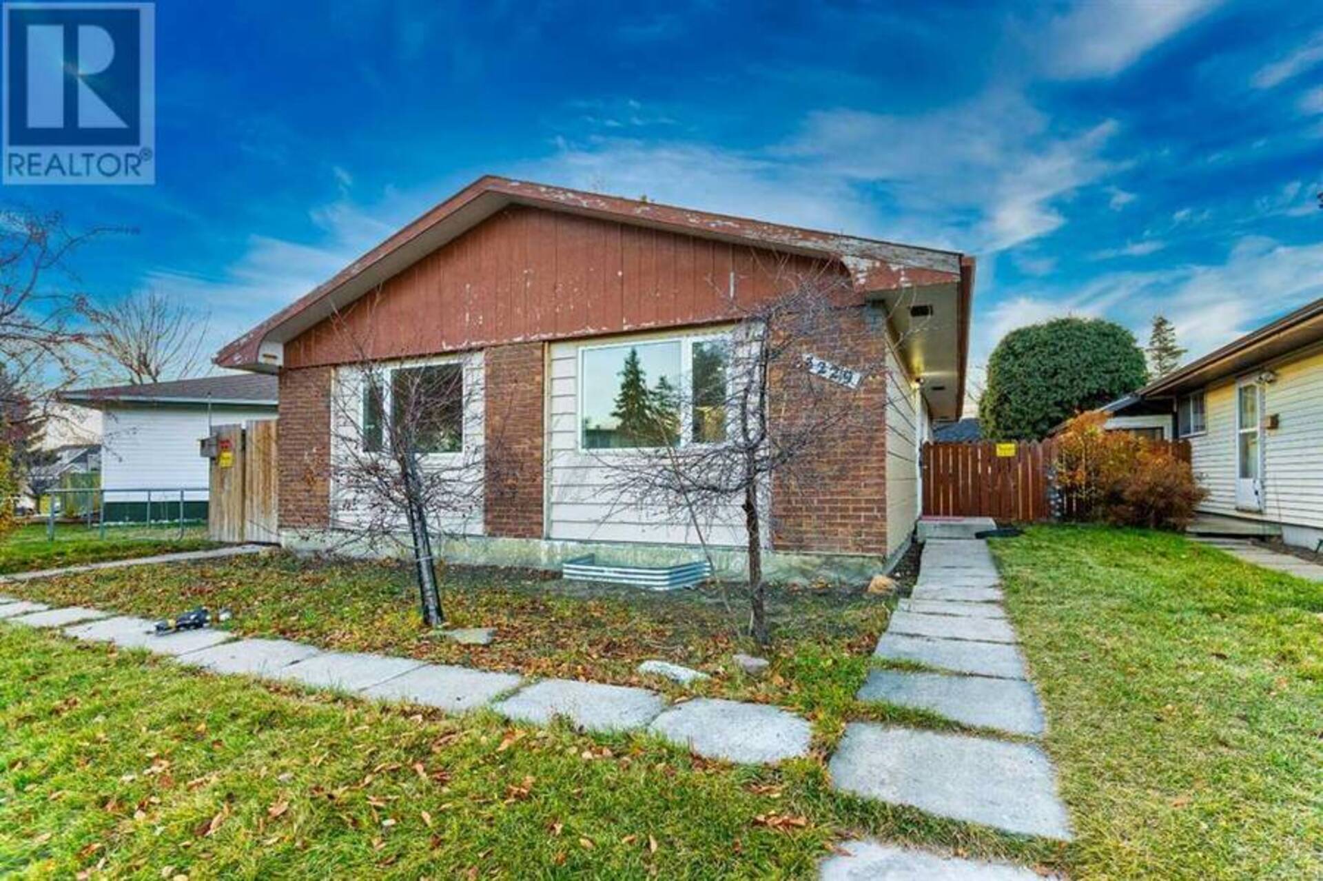 3229 DOVER Road SE Calgary