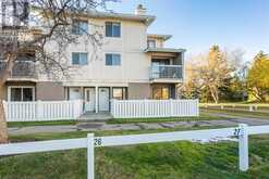 34, 3015 51 Street SW Calgary