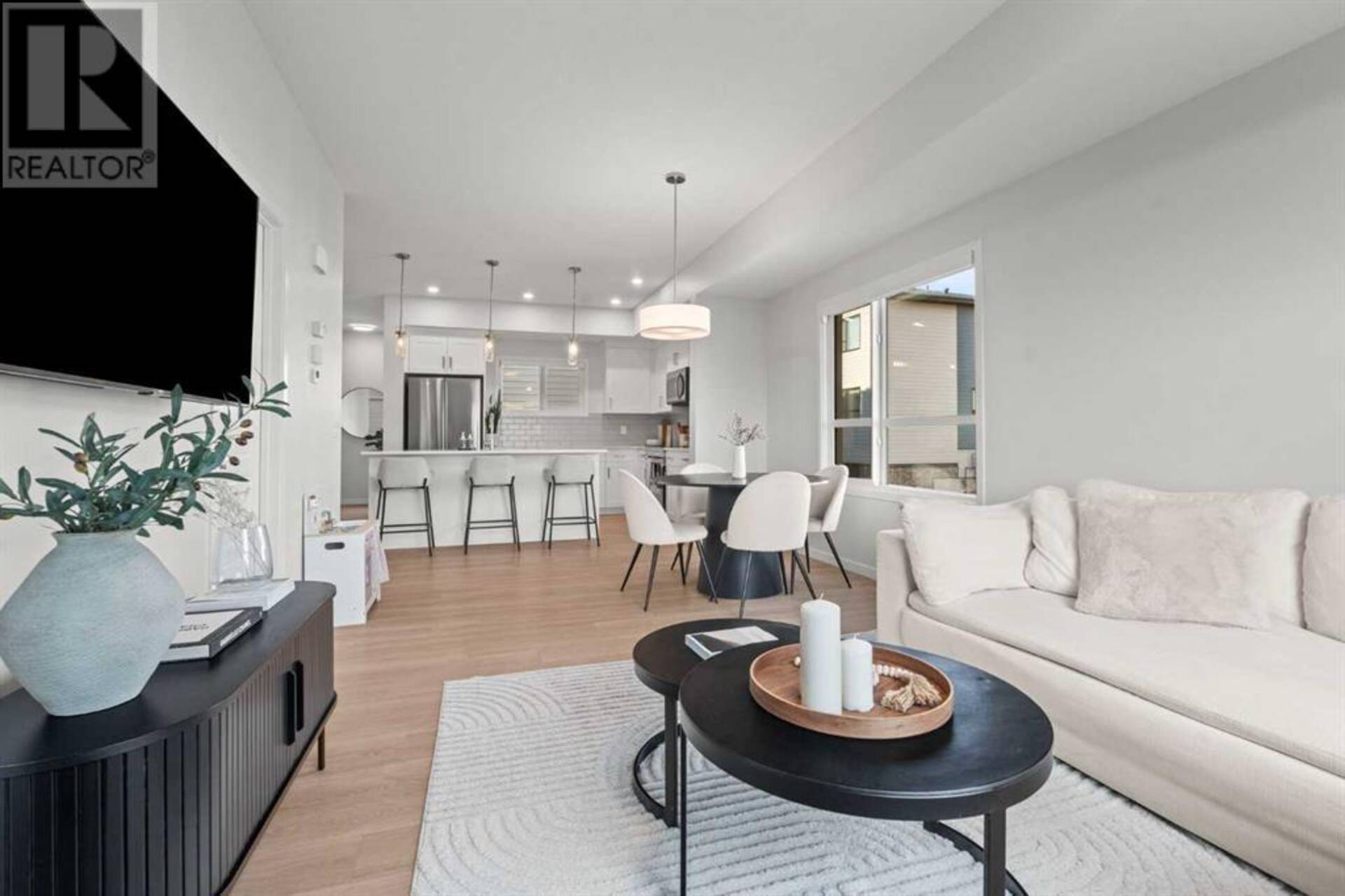 124, 42 Cranbrook Gardens SE Calgary