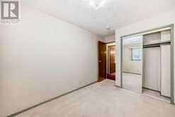 231 SHAWGLEN Road SW Calgary