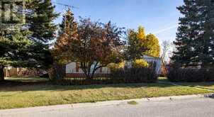 209 4 Street NW Sundre