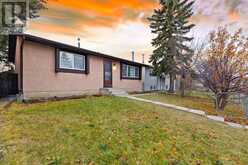 6709 29 Avenue NE Calgary