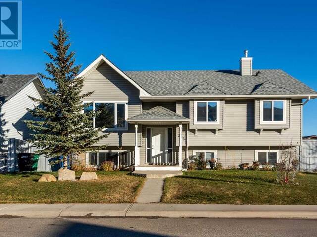 313 Robert Street SW Diamond Valley Alberta