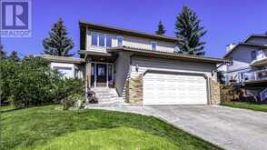 8327 Hawkview Manor Link NW Calgary