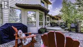 8327 Hawkview Manor Link NW Calgary