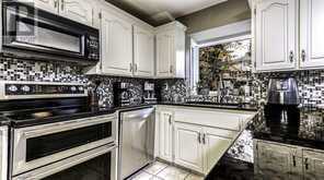 8327 Hawkview Manor Link NW Calgary