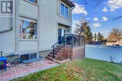 2, 468 Woodbine Boulevard SW Calgary