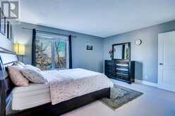 2, 468 Woodbine Boulevard SW Calgary