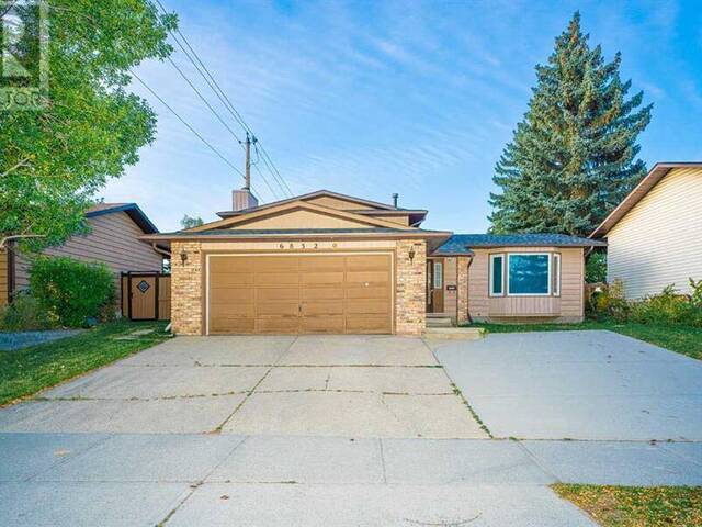 6832 37 Avenue NE Calgary