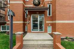 202, 825 4 Street NE Calgary