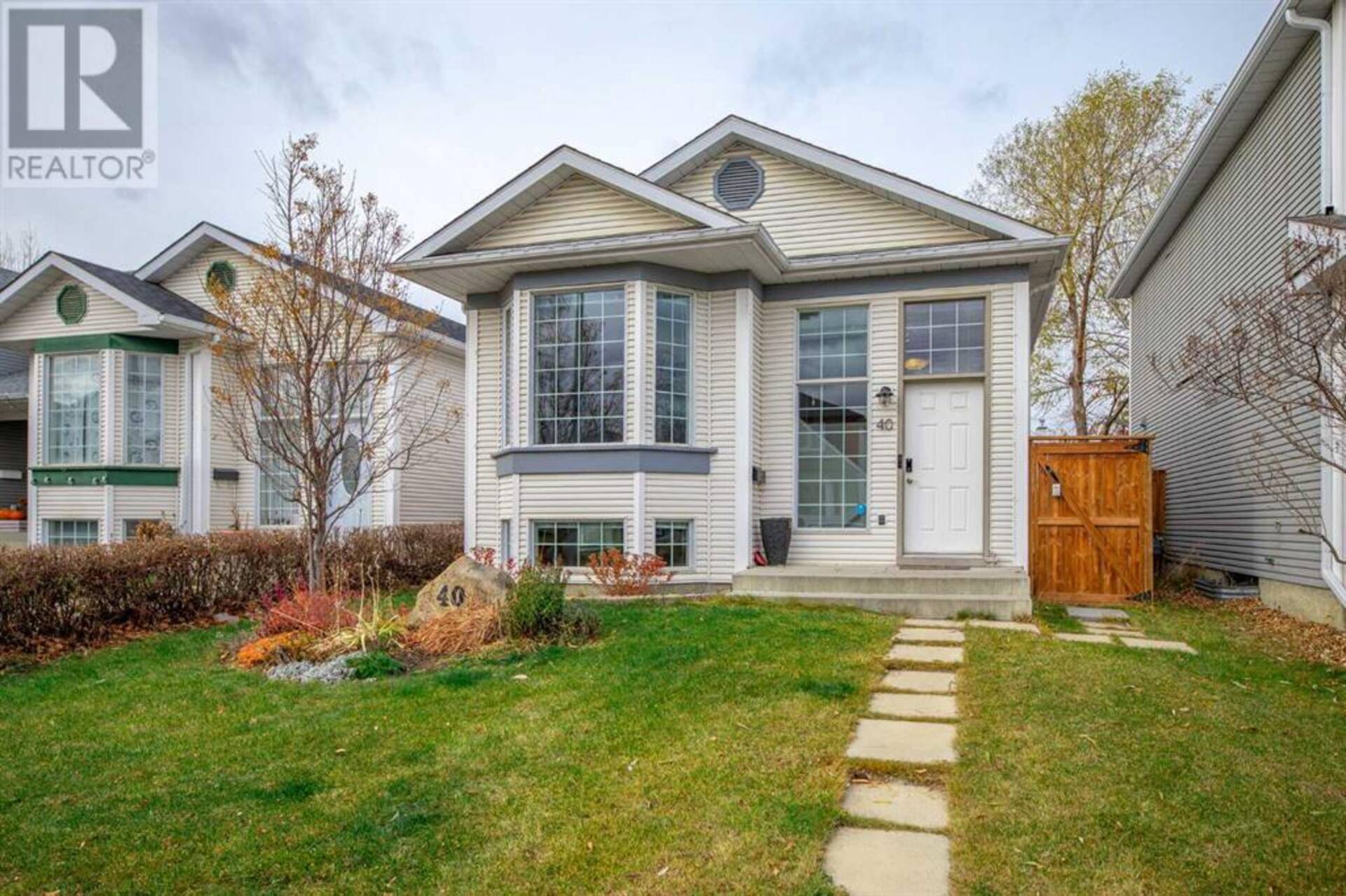 40 River Rock Circle SE Calgary