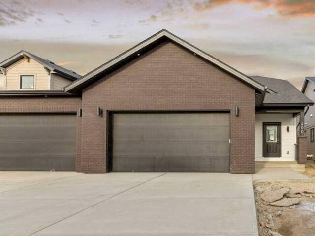 400, 15 Coopersfield SW Airdrie Alberta