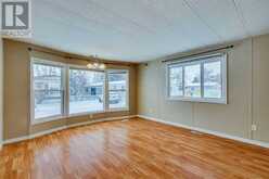 20, 6724 17 Avenue SE Calgary