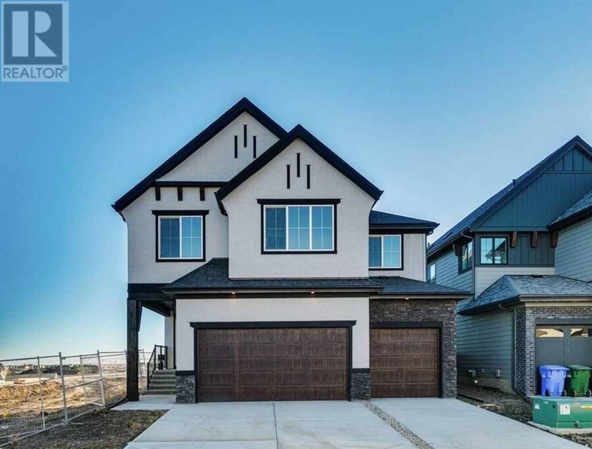 215 Marina Grove SE Calgary