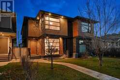 1611 19 Avenue NW Calgary