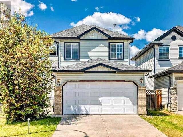 69 Saddlehorn Crescent NE Calgary Alberta