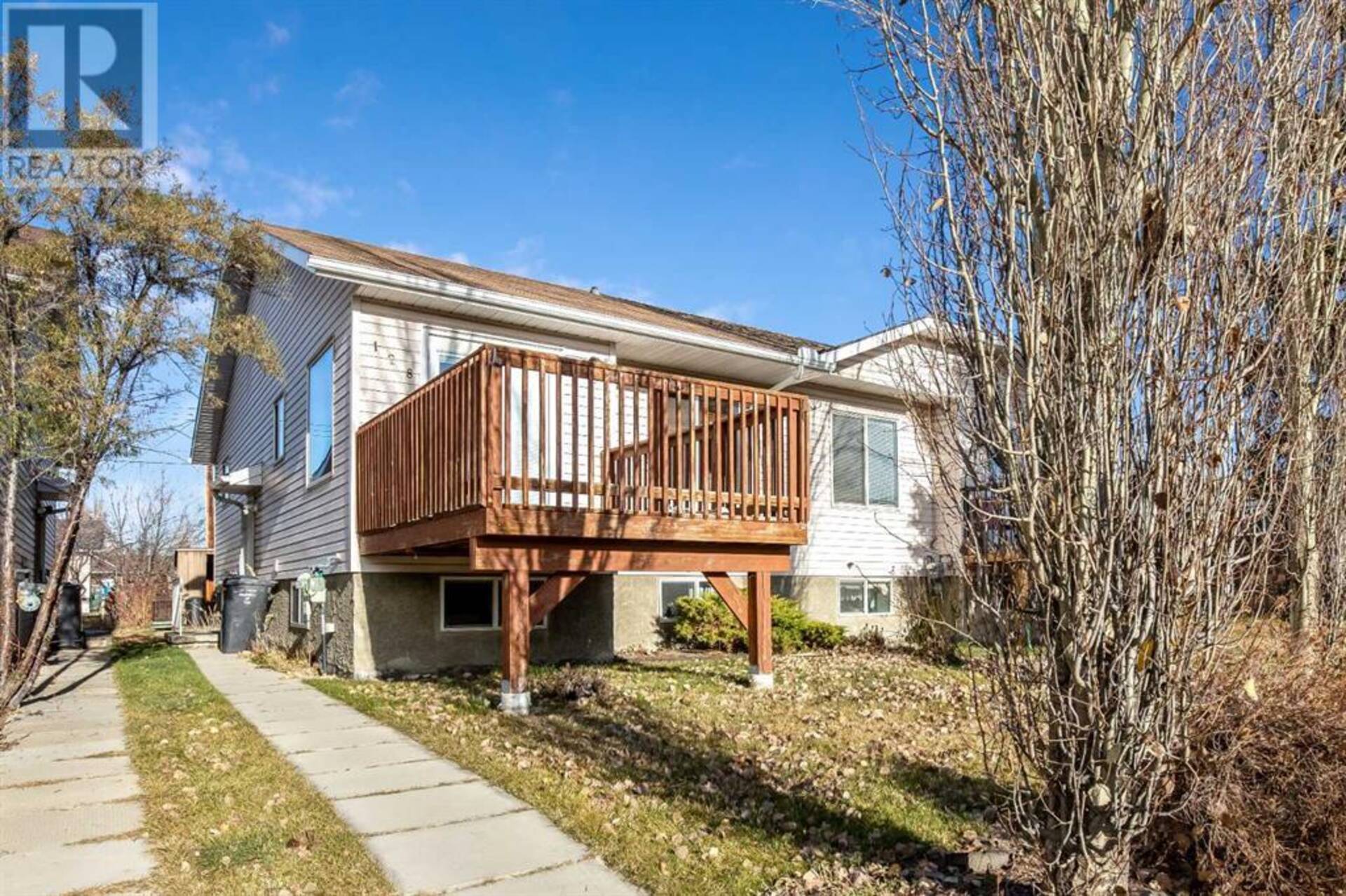 128 8 Avenue SE High River