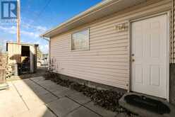 128 8 Avenue SE High River