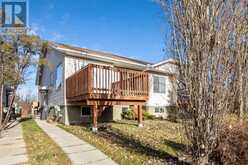 128 8 Avenue SE High River