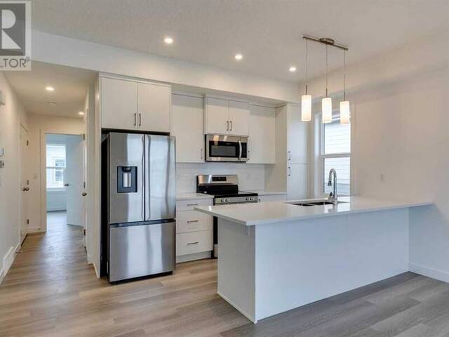 38, 2117 81 Street SW Calgary