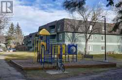 8208, 315 Southampton Drive SW Calgary