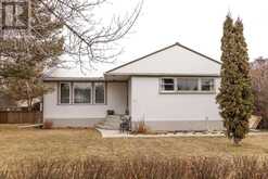 336 3 Avenue SE High River